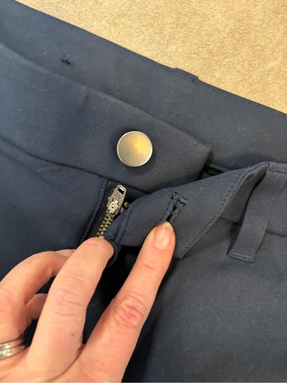 Lululemon mens Classic Navy Slim performance Pants 34 x 30 excellent condition